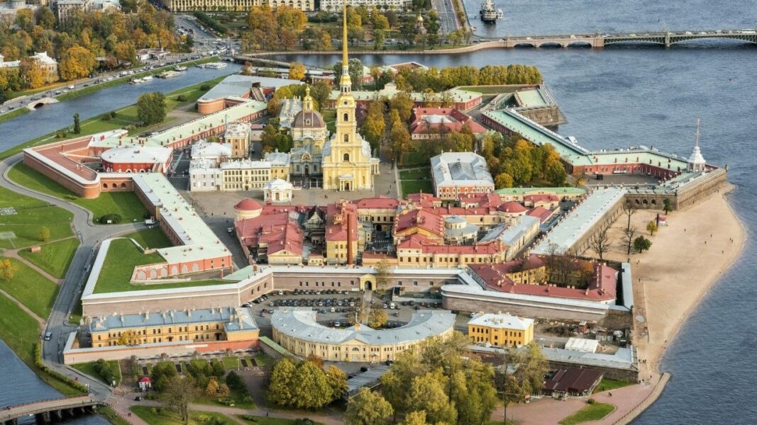ЗВЕЗДНЫЕ КРЕПОСТИ: Эфирные Машины, Планетарный Щит и Великий Карантин